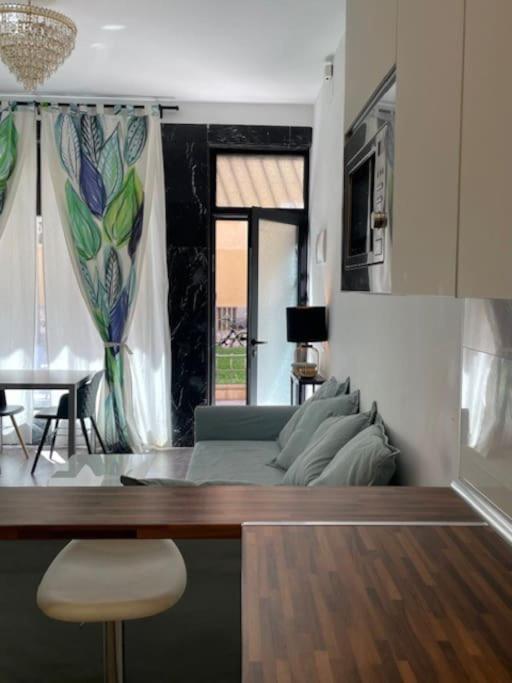 Nuevo Y Confortable Apartamento En Vista Alegre Madrid Exteriör bild