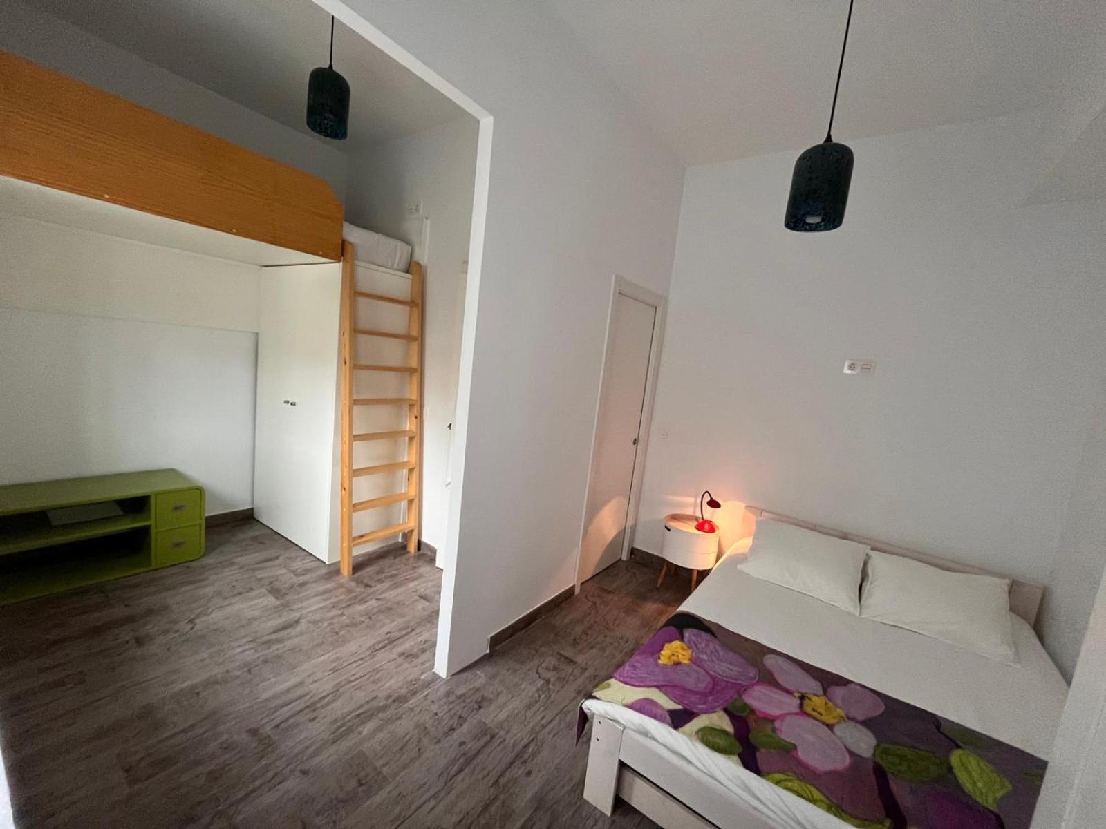 Nuevo Y Confortable Apartamento En Vista Alegre Madrid Exteriör bild