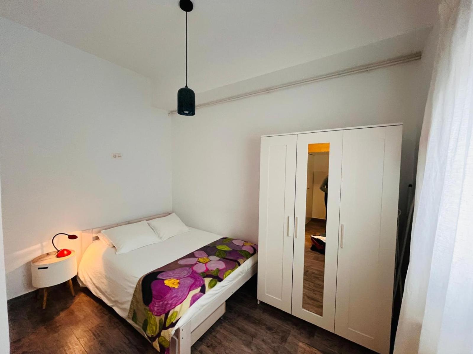 Nuevo Y Confortable Apartamento En Vista Alegre Madrid Exteriör bild
